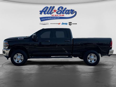 Used 2025 RAM 2500 Tradesman AWD/4WD image 8