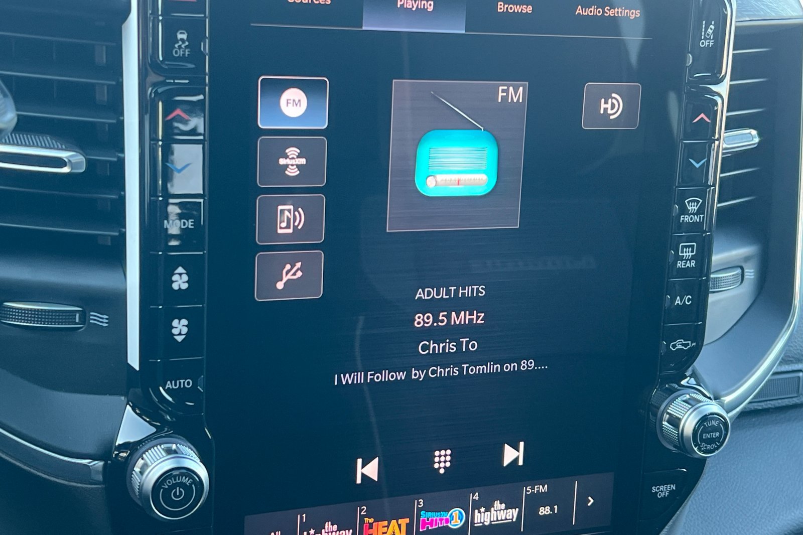 New 2027 RAM 3500 Laramie AWD/4WD image 16