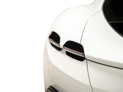 Used 2022 Ferrari Roma image 23