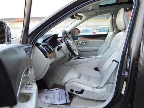 Used 2016 Volvo XC90 T6 Inscription image 11