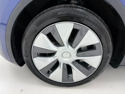 Used 2023 Tesla Model Y Long Range image 7