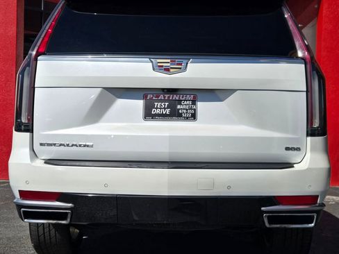 Used 2021 Cadillac Escalade Premium Luxury w/ Performance Package image 11