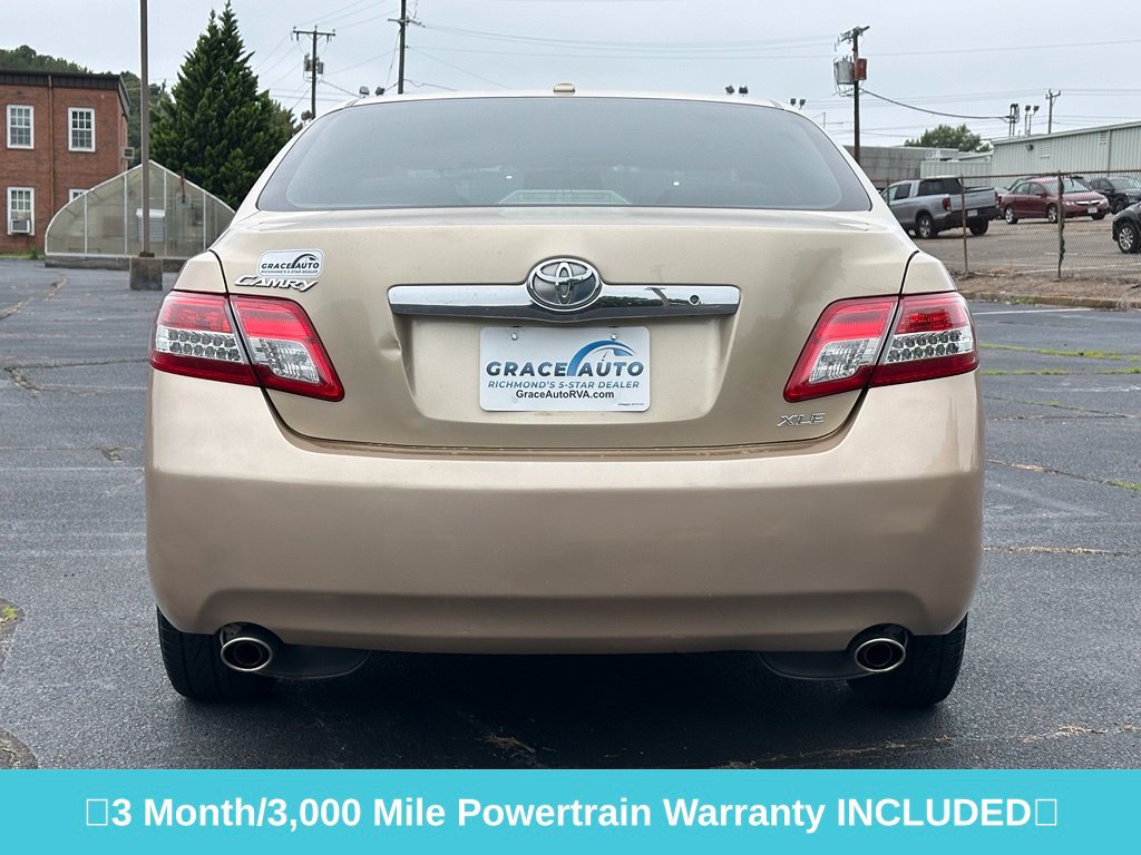Used 2011 Toyota Camry XLE FWD image 8
