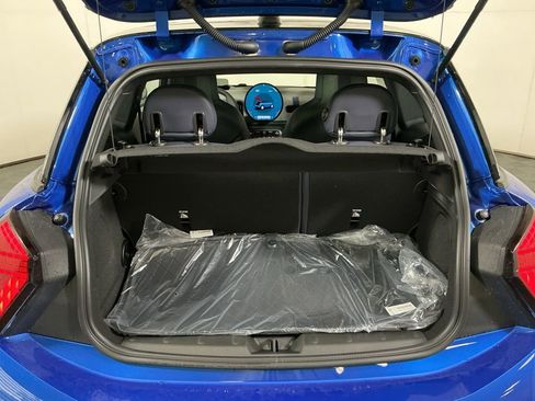 New 2026 MINI Cooper 2-Door Hardtop image 26