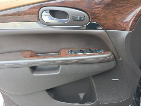 Used 2015 Buick Enclave Leather AWD/4WD image 10