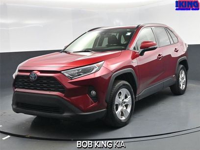 Used 2020 Toyota RAV4 XLE w/ Convenience Package