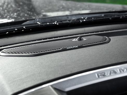 Used 2020 RAM 1500 Laramie image 38