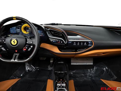 Used 2025 Ferrari SF90 Spider AWD/4WD image 31