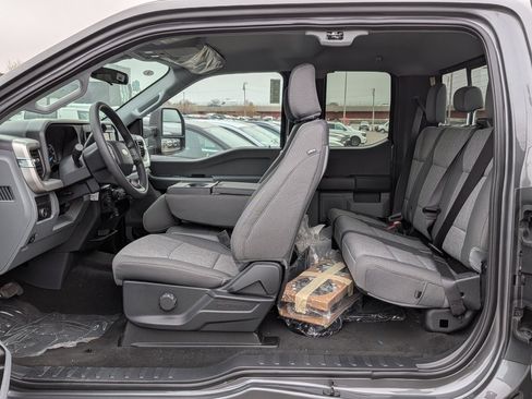 New 2026 Ford F250 XL AWD/4WD image 16