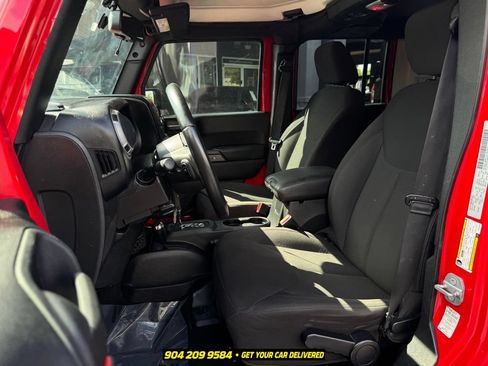 Used 2015 Jeep Wrangler Unlimited Sport w/ Quick Order Package 24S AWD/4WD image 21