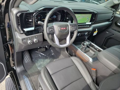 New 2026 GMC Sierra 1500 SLT w/ SLT Premium Plus Package AWD/4WD image 17