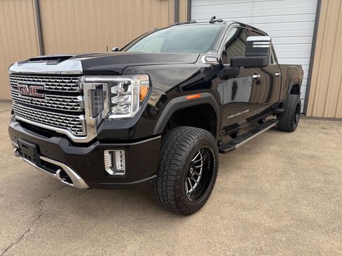 Used 2021 GMC Sierra 2500 Denali w/ Denali Ultimate Package image 10