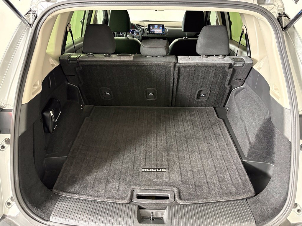 Used 2023 Nissan Rogue SV FWD image 36