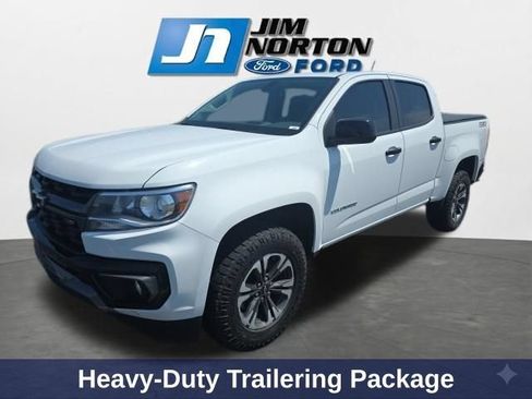 Used 2022 Chevrolet Colorado Z71 AWD/4WD image 4