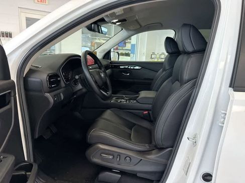 Certified 2026 Honda Passport RTL image 18