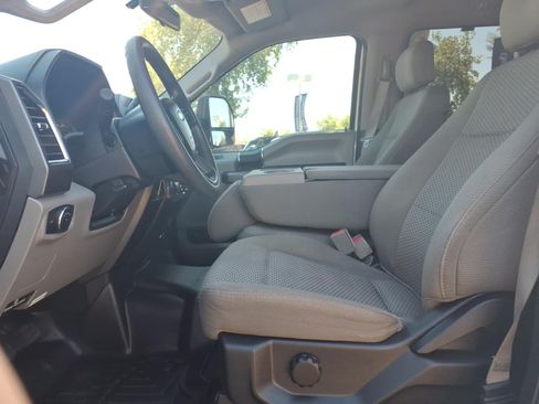 Certified 2018 Ford F250 XLT AWD/4WD image 23