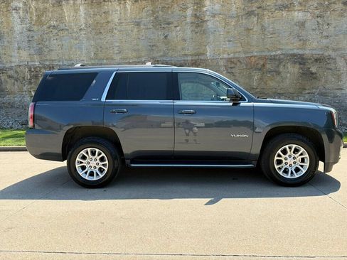 Used 2020 GMC Yukon SLT w/ Open Road Package AWD/4WD image 2