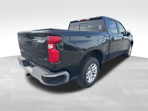 Used 2023 Chevrolet Silverado 1500 LT AWD/4WD image 5