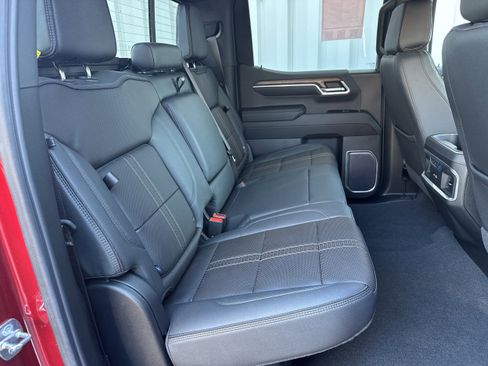 Used 2023 Chevrolet Silverado 1500 High Country w/ High Country Premium Package image 14