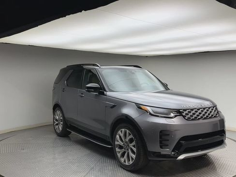 New 2026 Land Rover Discovery Limited Edition AWD/4WD image 8