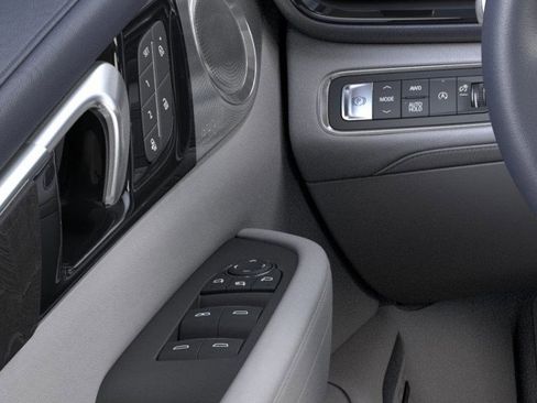 New 2026 Buick Enclave Avenir image 24