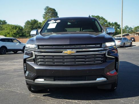 Used 2023 Chevrolet Suburban Premier AWD/4WD image 16