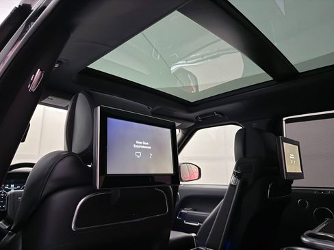Used 2016 Land Rover Range Rover LWB SV Autobiography image 23