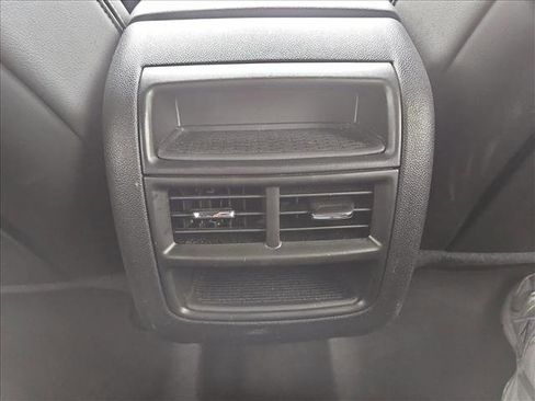 Used 2021 Cadillac XT5 Premium Luxury image 17