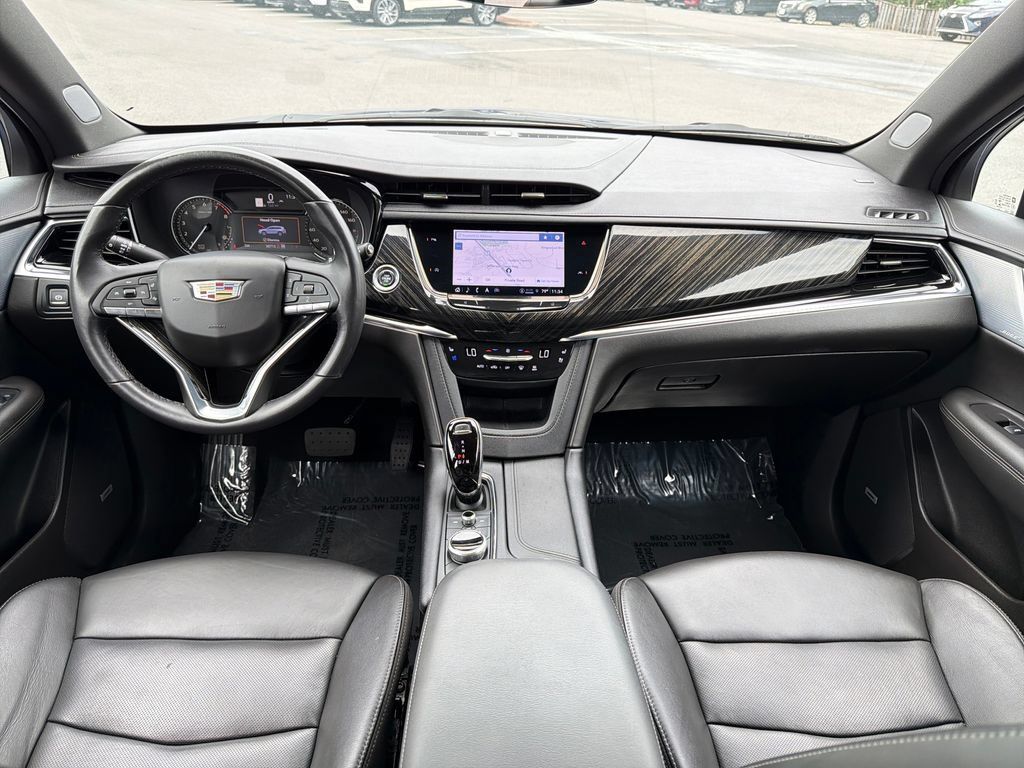 Certified 2023 Cadillac XT6 Premium Luxury AWD/4WD image 13