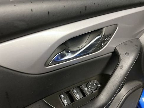 Certified 2024 Chevrolet Blazer LT w/ Convenience Package FWD image 22