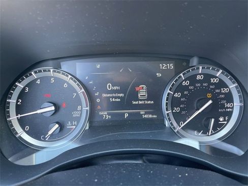 Used 2022 Toyota Highlander XLE image 15