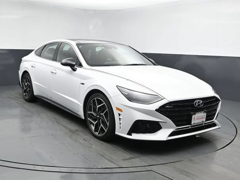 Used 2023 Hyundai Sonata N Line w/ Preferred Accessory Package FWD image 2