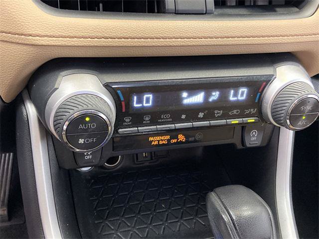 Certified 2021 Toyota RAV4 XLE w/ Convenience Package FWD image 27