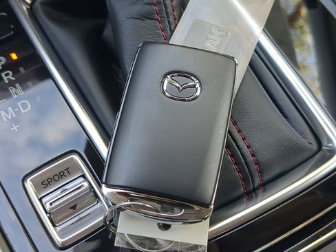 New 2025 MAZDA CX-5 Carbon Edition image 25