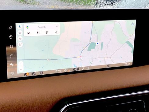 New 2026 Nissan Armada SL w/ Captain's Chari Seat Package image 31