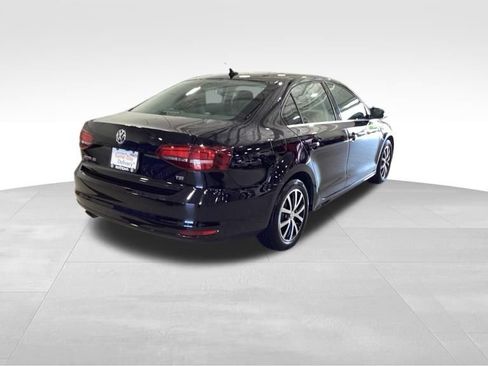 Used 2018 Volkswagen Jetta SE FWD image 26