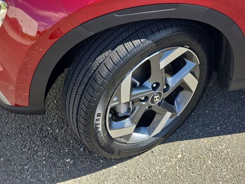 Used 2024 Hyundai Venue SEL image 38