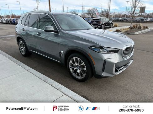 Used 2024 BMW X5 xDrive50e w/ Premium Package image 8
