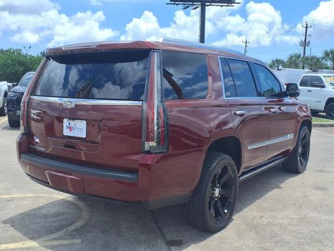 Used 2020 Cadillac Escalade Premium Luxury AWD/4WD image 5