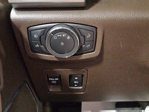Used 2020 Ford F150 King Ranch w/ Equipment Group 601A Luxury AWD/4WD image 30