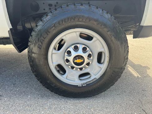 Used 2018 Chevrolet Silverado 2500 W/T w/ WT Fleet Convenience Package image 19