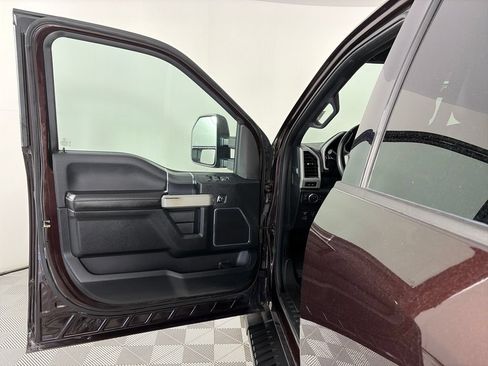Used 2018 Ford F150 Lariat AWD/4WD image 10