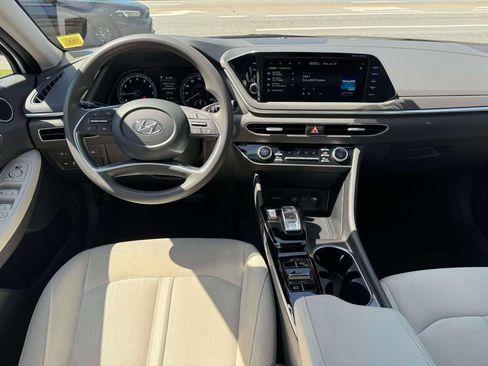Certified 2023 Hyundai Sonata SEL FWD image 17