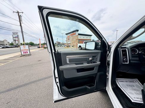Used 2015 RAM 1500 Big Horn AWD/4WD image 19
