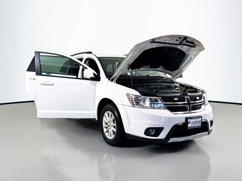 Used 2017 Dodge Journey SXT w/ Comfort/Convenience Group AWD/4WD image 15