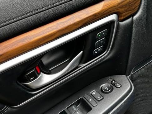 Used 2020 Honda CR-V EX-L image 11