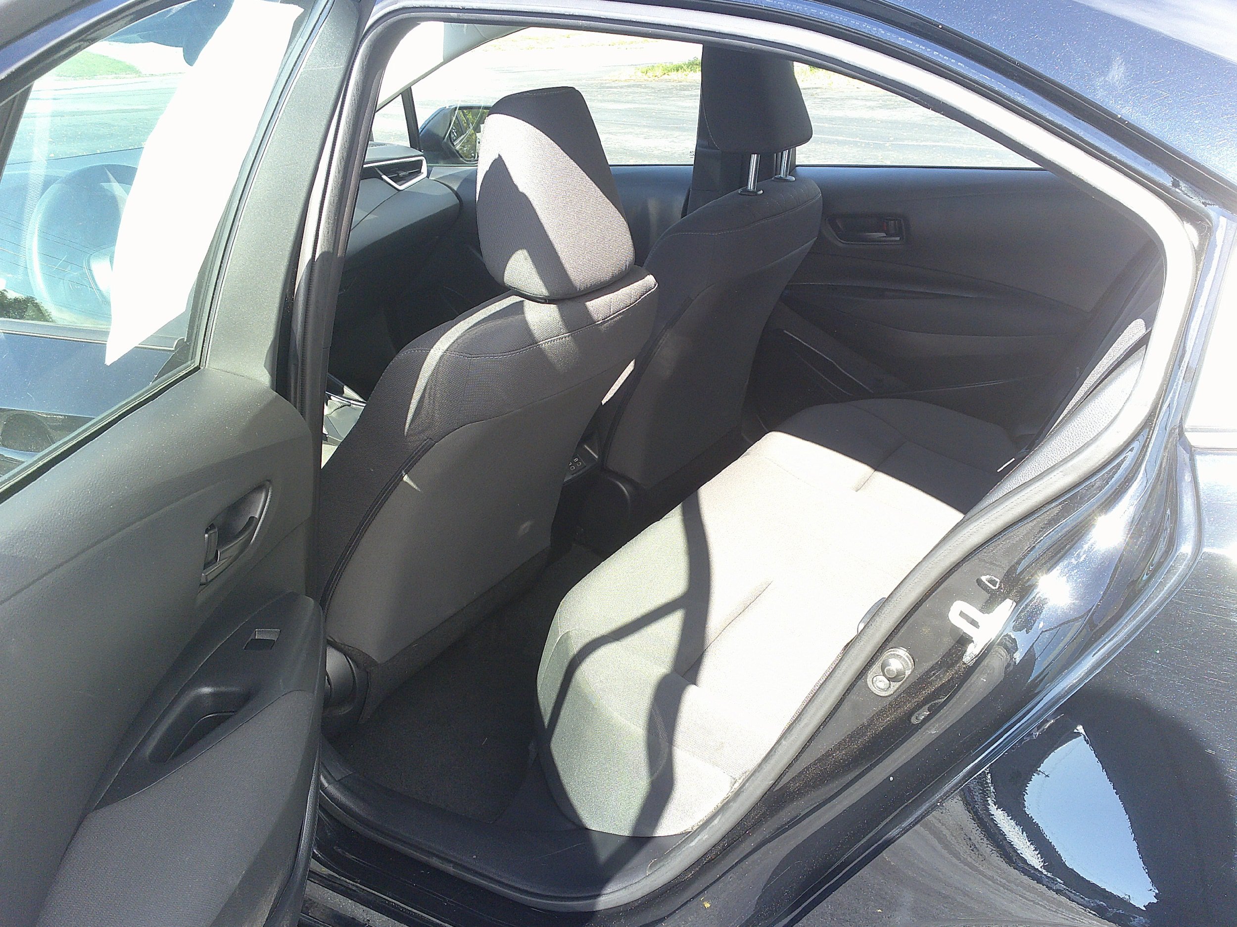 Used 2024 Toyota Corolla LE FWD image 21
