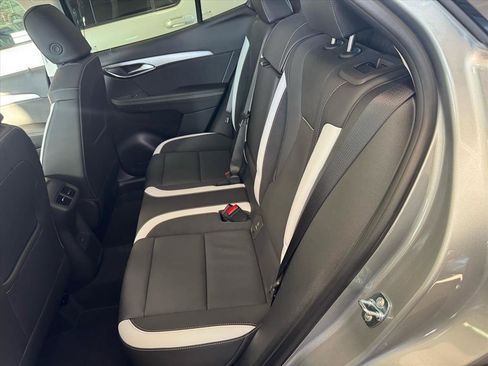 Used 2025 Buick Envision Sport Touring image 10