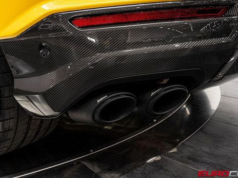 Used 2024 Lamborghini Urus Performante AWD/4WD image 25