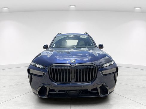 New 2027 BMW X7 xDrive40i w/ Executive Package AWD/4WD image 2